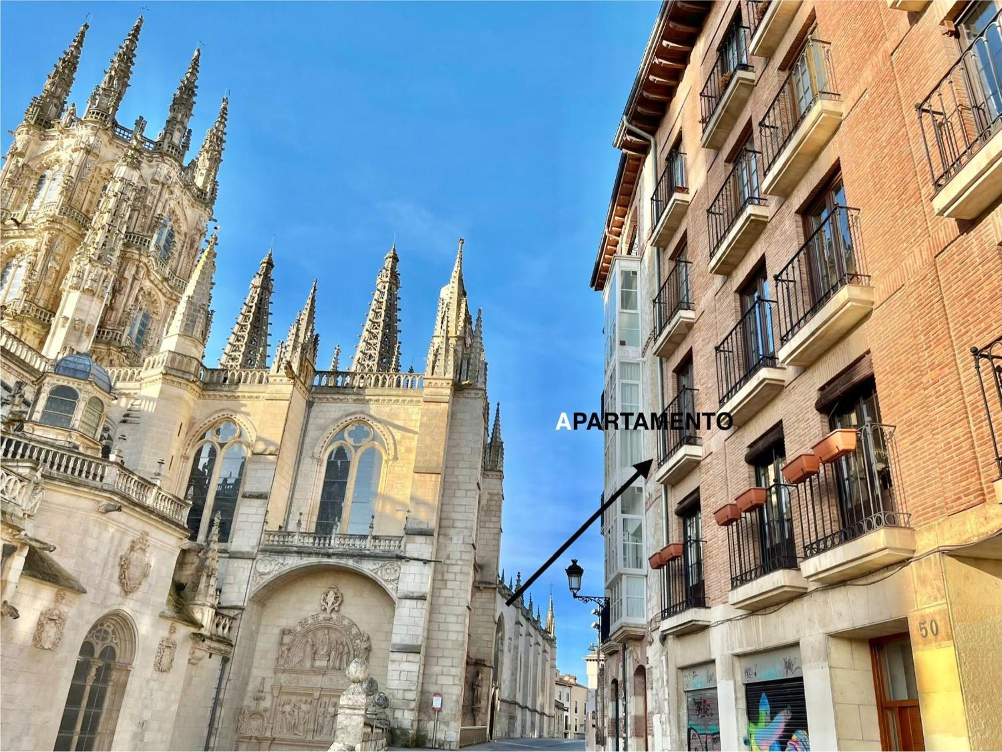 Acariciando La Catedral Vista Espectacular Apartment Burgos Luaran gambar